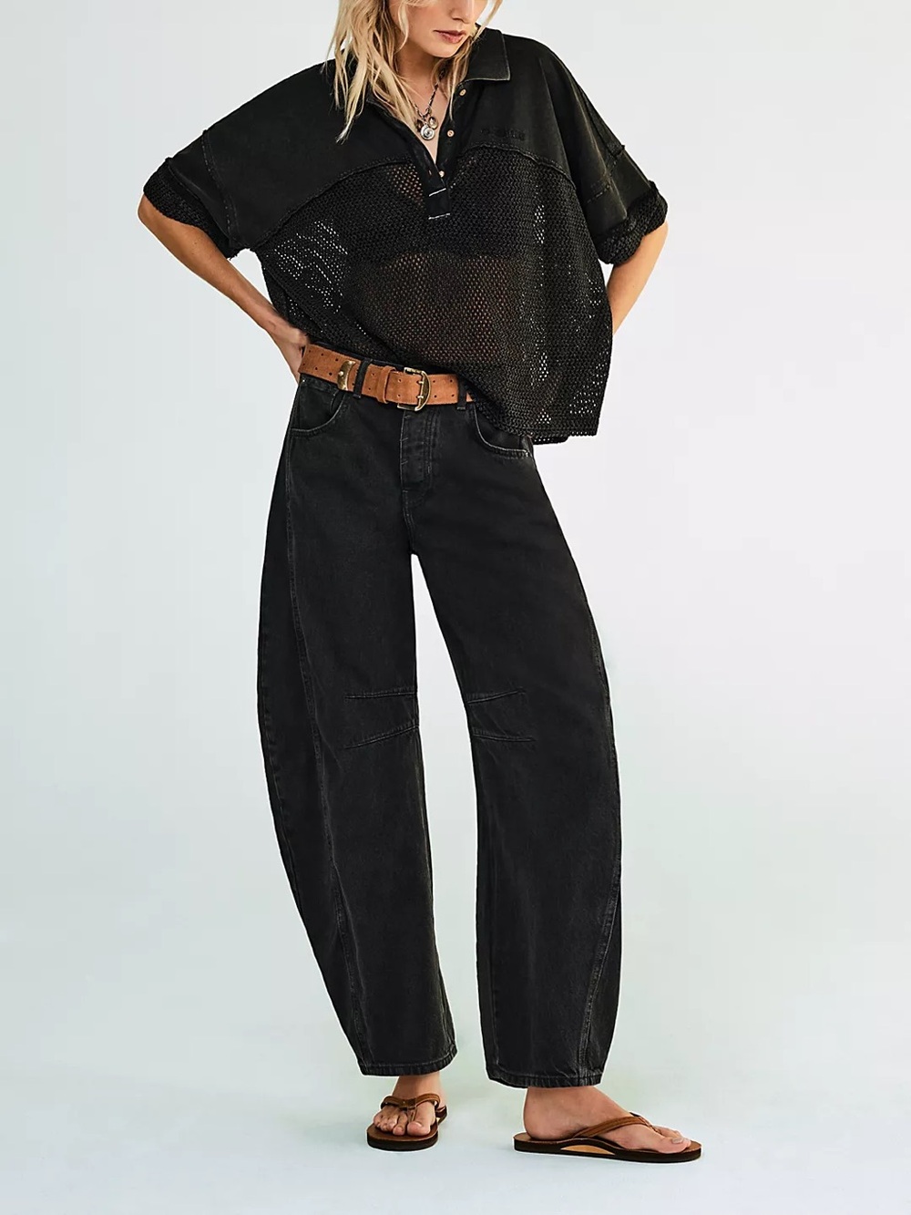 Free People • We The Free Lucky You Mid Rise Barrel Jean - Sound Wave black